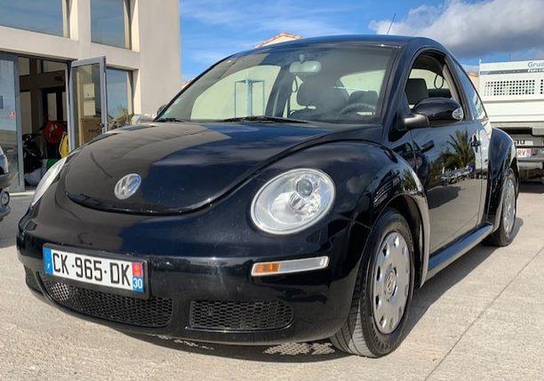 Left hand drive VOLKSWAGEN NEW BEETLE 1.4i FRENCH REG